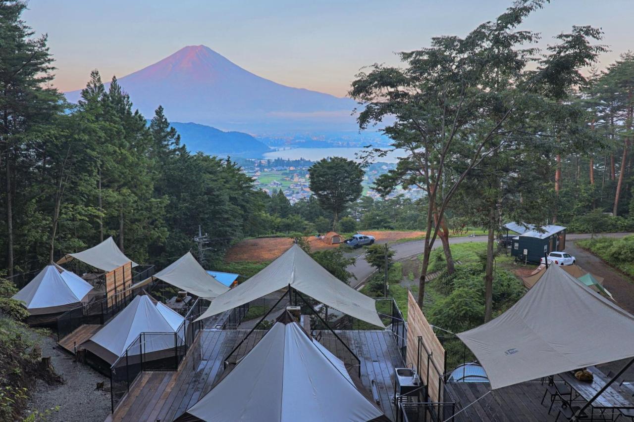 ホテル Retreat Camp Mahoroba 富士河口湖町 エクステリア 写真