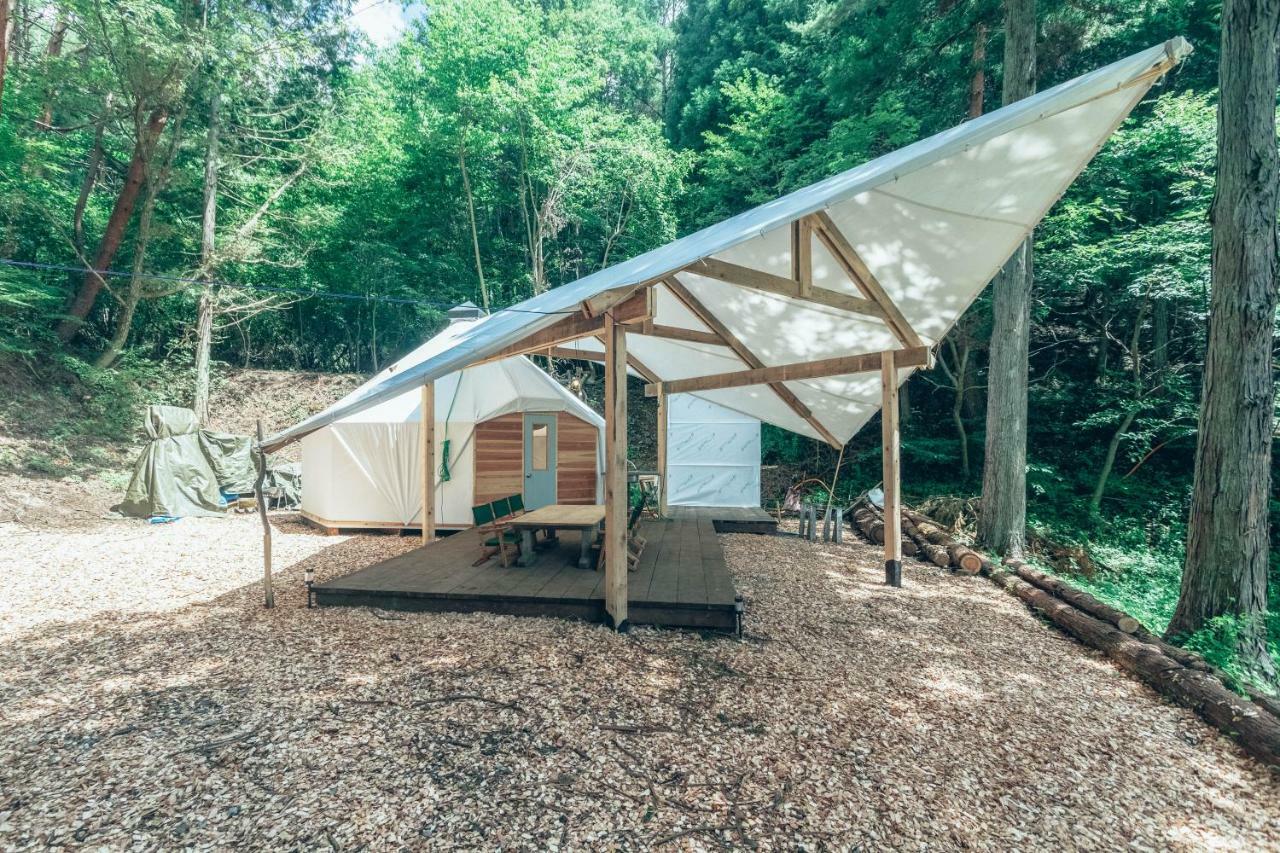 ホテル Retreat Camp Mahoroba 富士河口湖町 エクステリア 写真