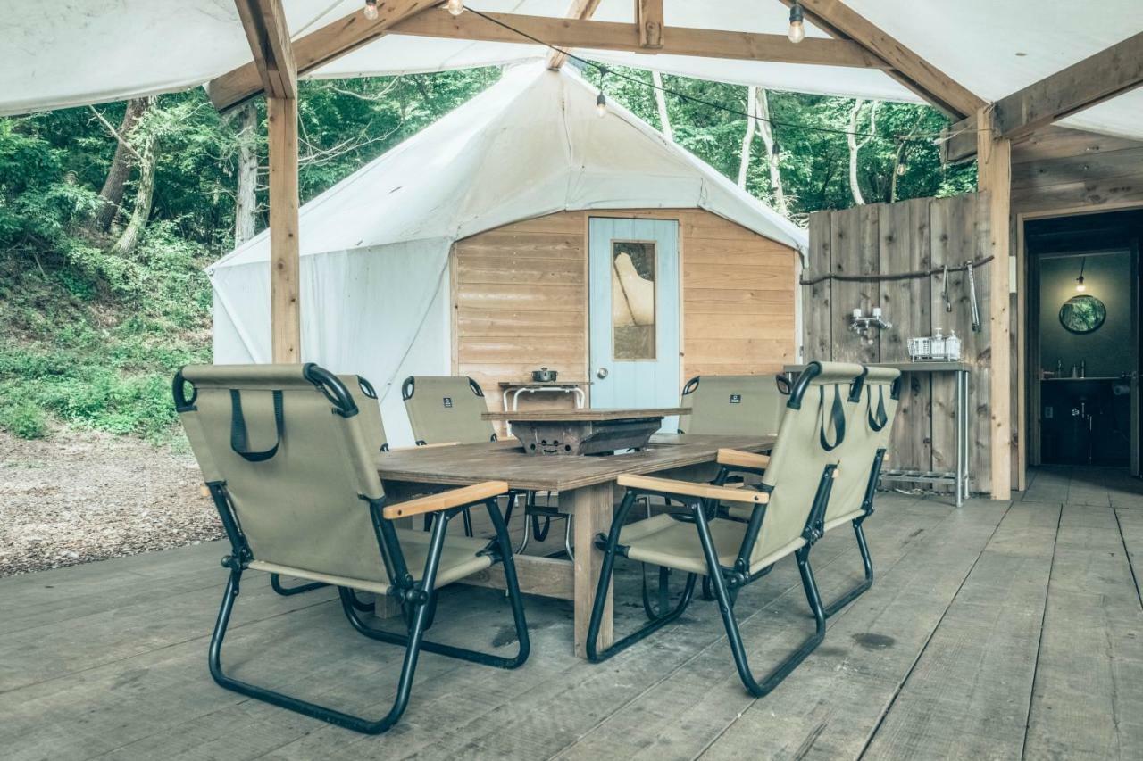 ホテル Retreat Camp Mahoroba 富士河口湖町 エクステリア 写真
