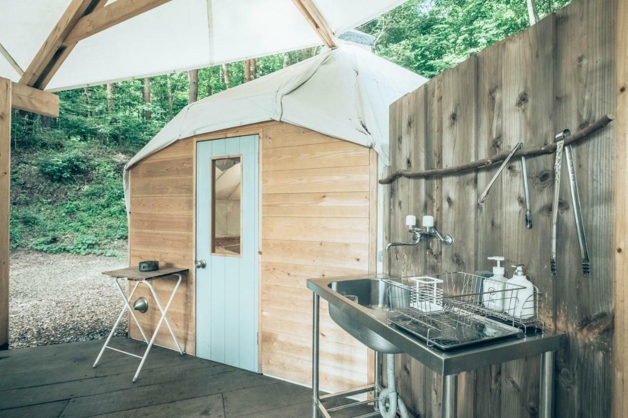ホテル Retreat Camp Mahoroba 富士河口湖町 エクステリア 写真